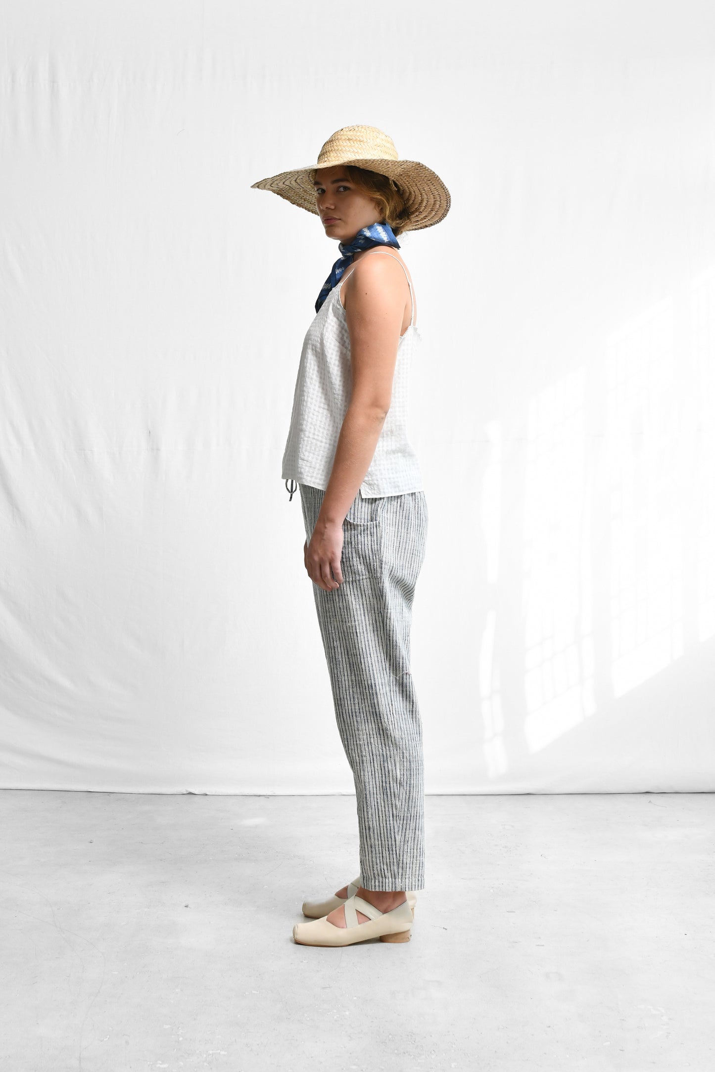 CAMISOLE_673/WH_SCALLOPED.M.EM