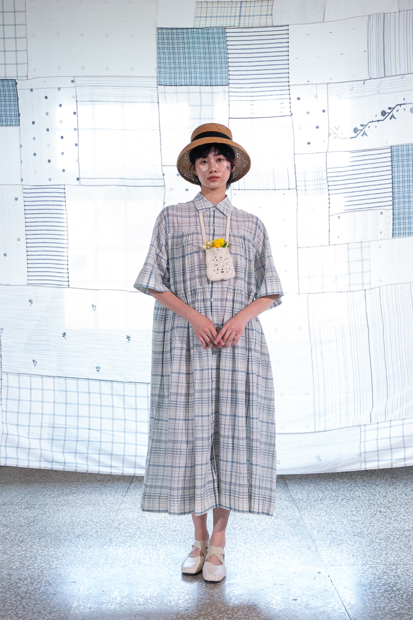 JENIFER_653  [92s wh lungi]