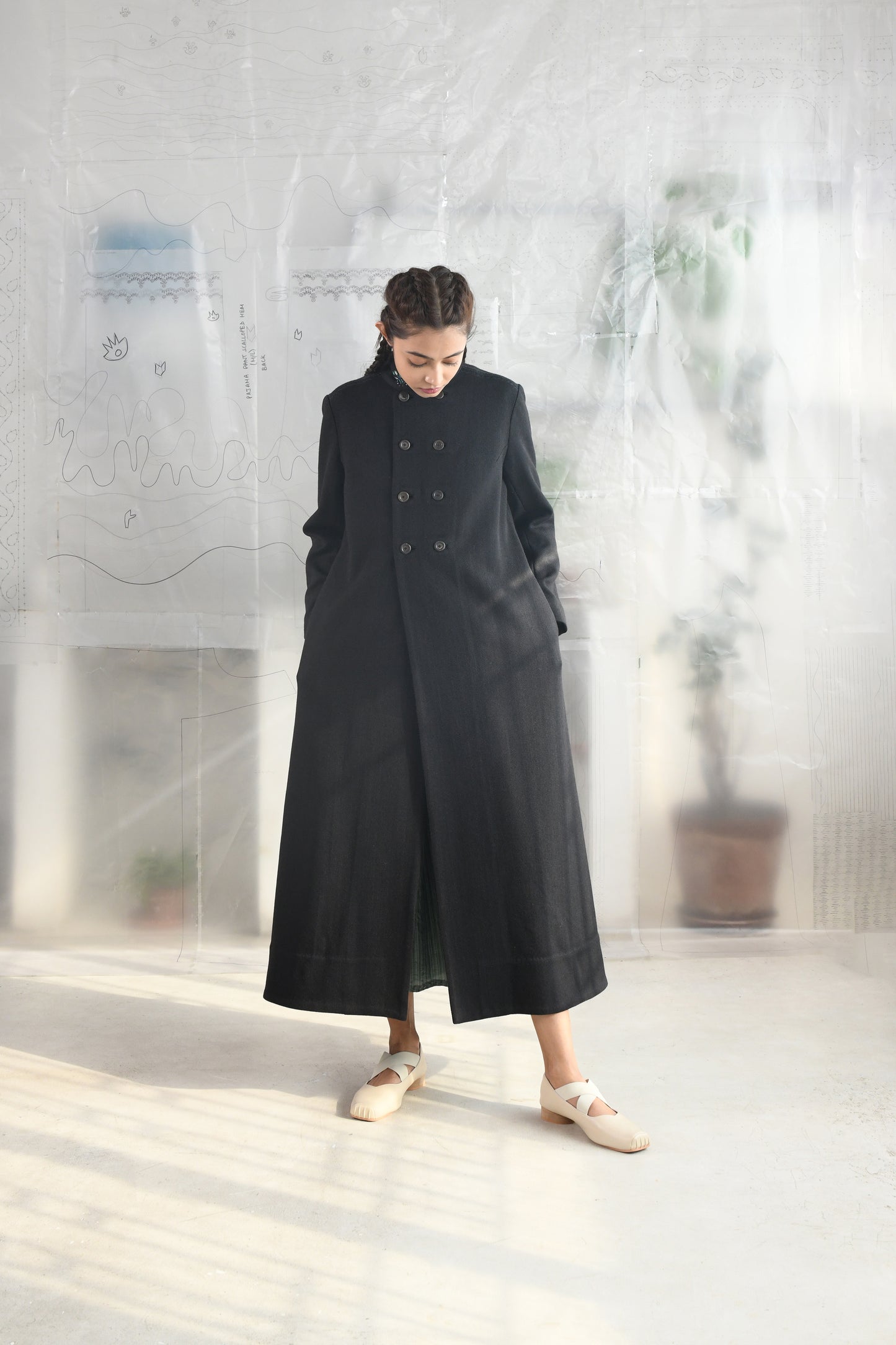 ANNIKA_618/A.EM/VRITTI