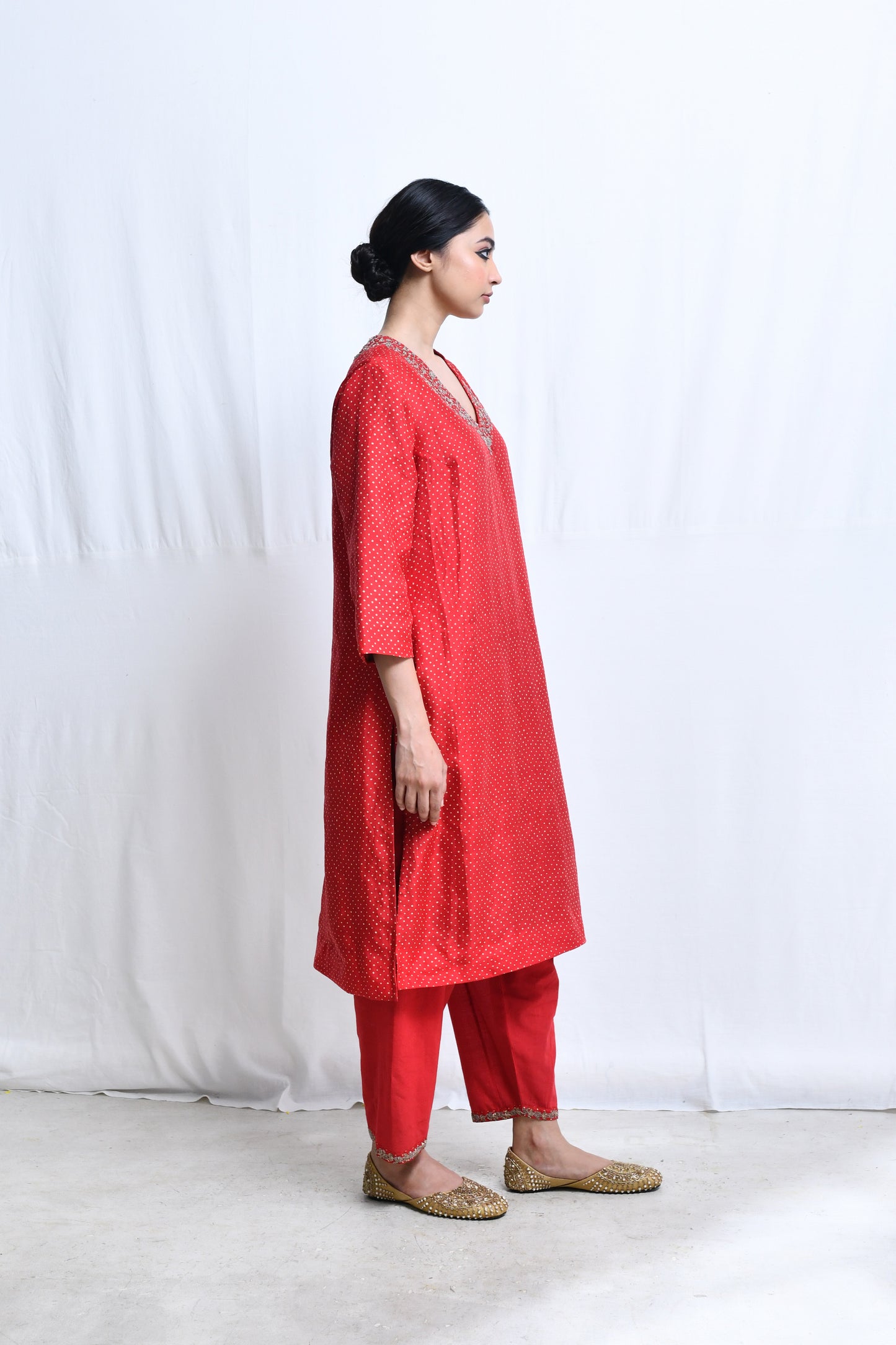 SALWAR/SR/EL_A.EM/VT